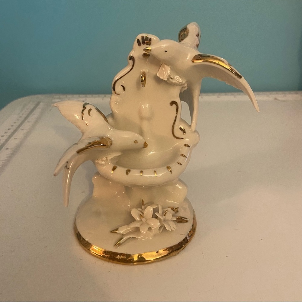 Vintage mid century La Rinascente Vancouver ceramic bird figurine sculpture